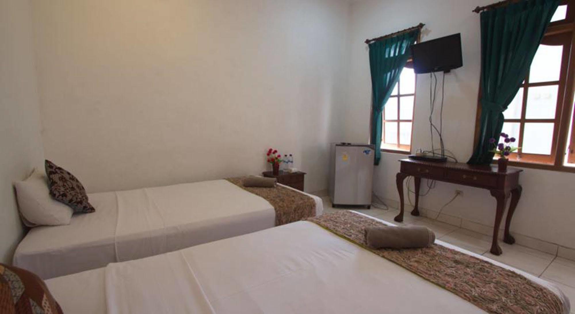 Melati View Hotel Kuta Lombok Kültér fotó